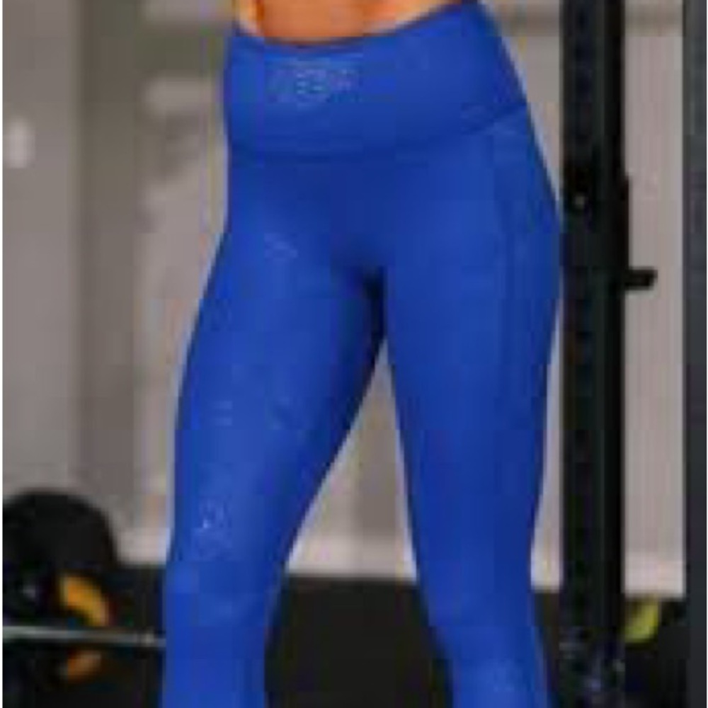 ZYIA Royal Pisces Blue Light n Tight, 7/8 leggings with pockets, size 8-10